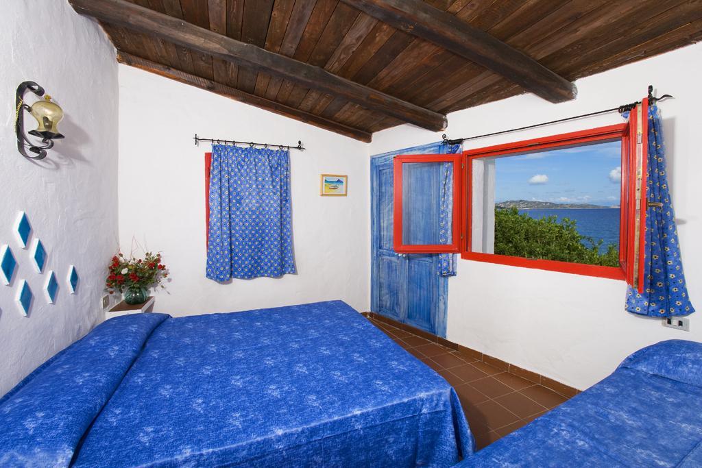 Camping Acapulco Hotel Palau Bilik gambar